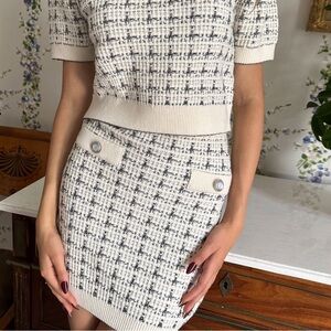 The One By Lichi Creamish Straight Soft Mini Skirt W/Fine Ornamentation‎ NWOT M